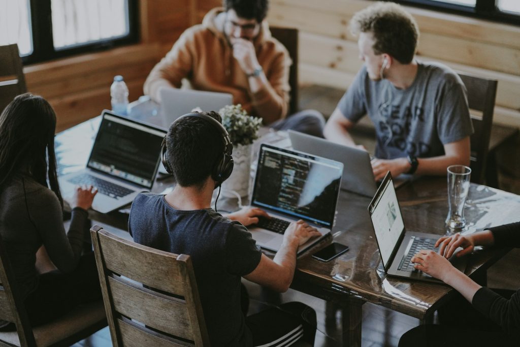 Как настроить работу с задачами в CRM
